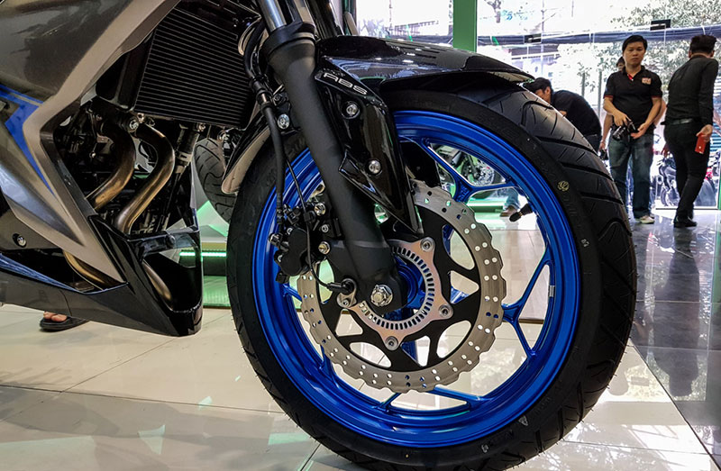 Kawasaki Z300 2018 giá từ 129 triệu, quyết đấu Yamaha MT-03